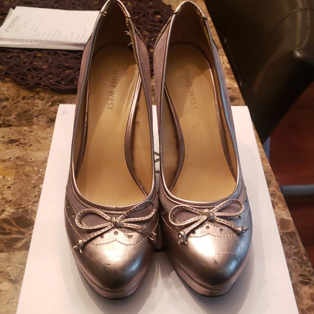Silver Nine West pumps